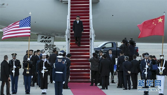 3��30�գ�������ϯϰ��ƽ�ִ������׶���ʢ�٣�Ӧ������ͳ�°������룬��ϯ���Ľ�˰�ȫ��ᡣ