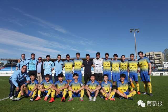 ���ǻ��𡱺���������Ŀ������ѵ�������Ի�����