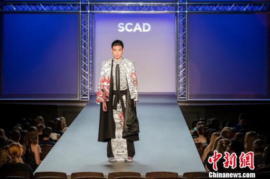 ����ʢ�ڹ�����̨���㡣