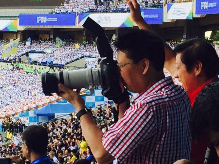 ���������������ʢ���ں����׶�����Ļ