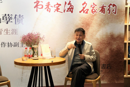 因为她,文化盛宴隆重开幕!向她致敬! 因为她,文化盛宴隆重开幕!向她致敬!