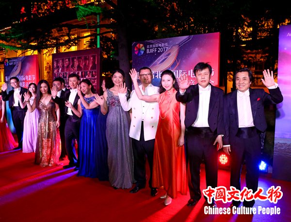 ���Ԫ��ٻ�μӵ��߽챱�����ʵ�Ӱ�����ֻ�