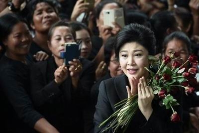 ̩��ǰ������ͥ���ʻ� ������ְ����������У�Ӣ������������Ϣ