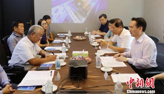 ����ʱ��8��15�գ��й�����Ժ�Ȱ츱����̷����(��һ)������޷�˹�˻��Ȼ��˺ͻ��̴���������̸�ᣬ��ȡ�Ȱ���������������������޾� ��