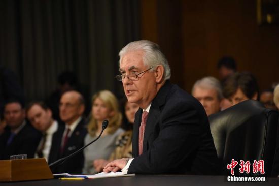 ����ʱ��1��11�գ��������ι������׿�˹������ɭ��ϯ���������Ժ�⽻��ϵίԱ����е�������֤�ᡣ<a target='_blank'  data-cke-saved-href='http://www.chinanews.com/' href='http://www.chinanews.com/'><p align=