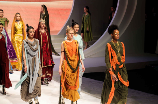 ˿��֮·����ʱװ���𺳿�Ļ��ʱ�н������º�ĸ