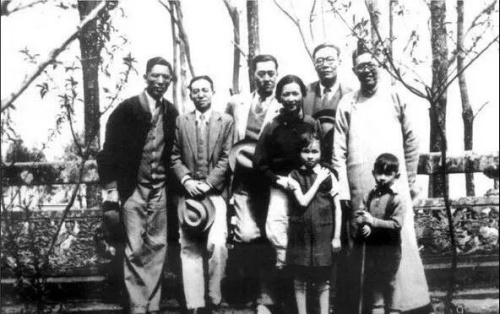 ���ֽ��ڣ���������Դ����˼�ɡ������ֻ��򡢽����ء�����ѵ��ͼƬ��Դ���廪��ѧУʷ����վ