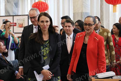 �й���������������ά����