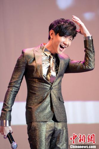  �ֿ��ܡ�����ͼ <a target='_blank' href='http://www.chinanews.com/'>������</a>�� ��ѧ�� �� 