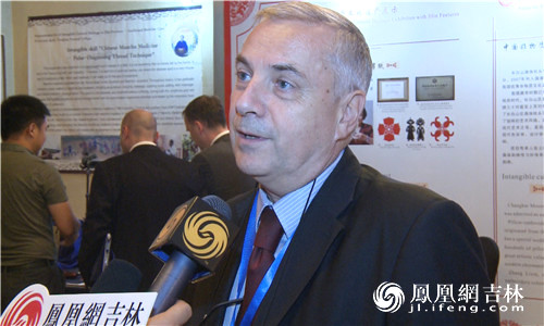 ʷ����ǿ���פ��ʹ���߽�����_���仯�ٺ���