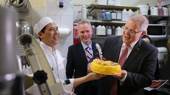 �Ĵ���������Ī��ɭ���������񲿳�����•�������ͬ�£��߷�����Ϥ�Ừ�˾۾�����˹��ά�� ��ý ͼ