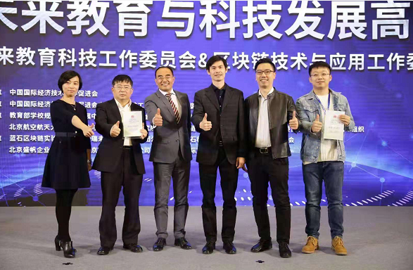 ���������������ǻ���Դ���ַ���ƽ̨