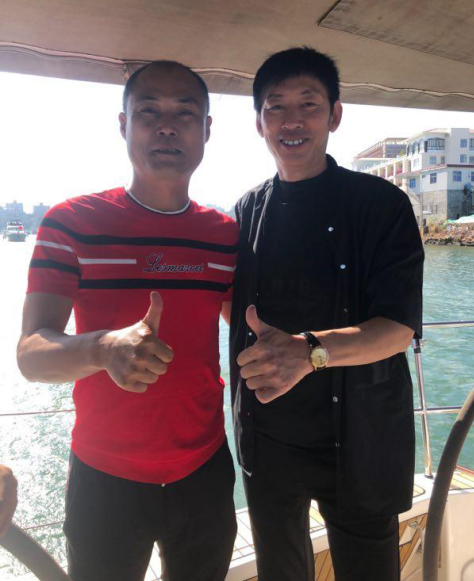 �紺�����ǿ���ֱ��С����