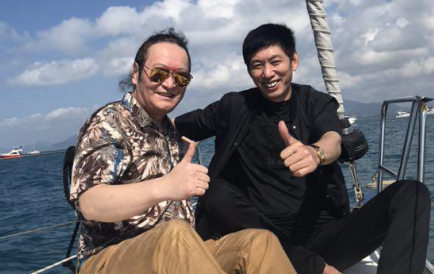 �紺�����ǿ���ֱ��С����