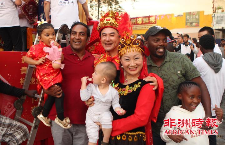 ��������Ϸ�Լ�����˽ֹ��������´��ѽڣ���ͼ��