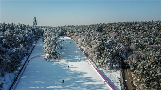 ��������̶��ѩ�����壺ѩ����ڡ�䴩�и��ܡ��ξ��㡱��Ȥ