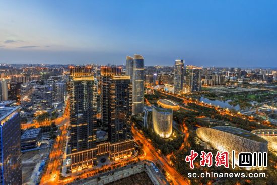 ͼΪ�ɶ����������ɶ���������ͼ