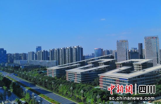 ͼΪ�ɶ����������ɶ���������ͼ